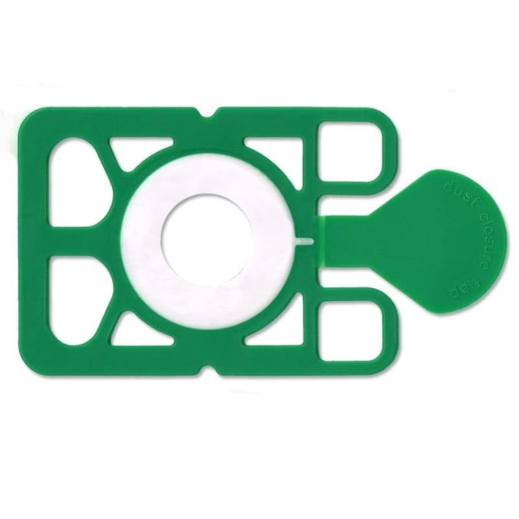 Zbliżenie na mocowanie worka do odkurzacza Numatic. Solidny plastikowy kołnierz z gumową uszczelką typu NVM-2BH