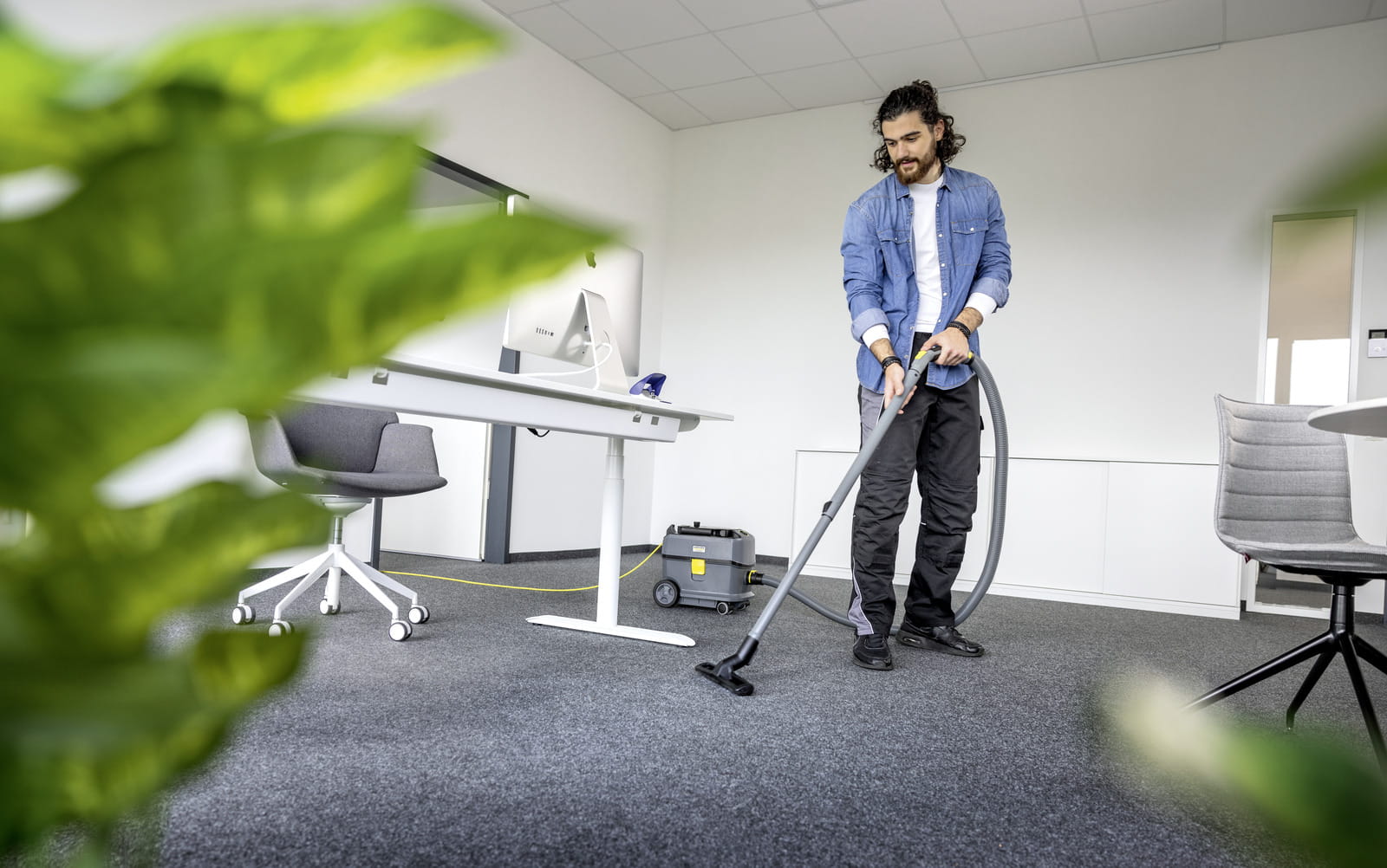 Odkurzacz jednofunkcyjny Karcher T 10/1 Adv